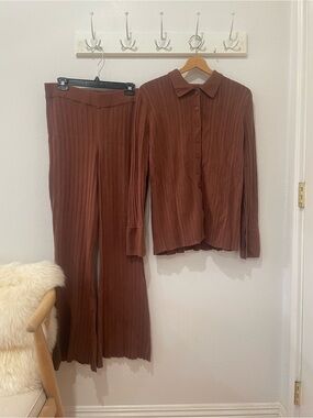 Dynamite Ribbed Wide-Leg Two-Piece Set in Chocolate Brown